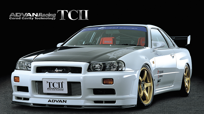 ADVAN アドバン TC-2 18インチ ８．５ｊ+25 ９．５ｊ+29 