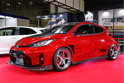 GR YARIS ARISING-2 + ADVAN Racing GT BEYOND-R