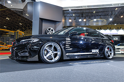 HKS CIVIC Type R × ADVAN Racing GT BEYOND-R