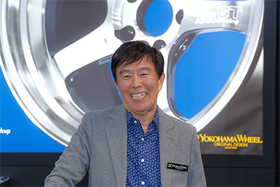 >ミスターADVAN Racing 萩原氏